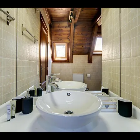 Holiday home Casa Ticolet De Alma De Nieve Garos
